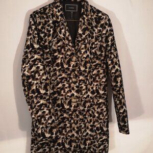 Le Chateau Ladies Size Medium Black Tan & White Made in Canada Animal Print Coat